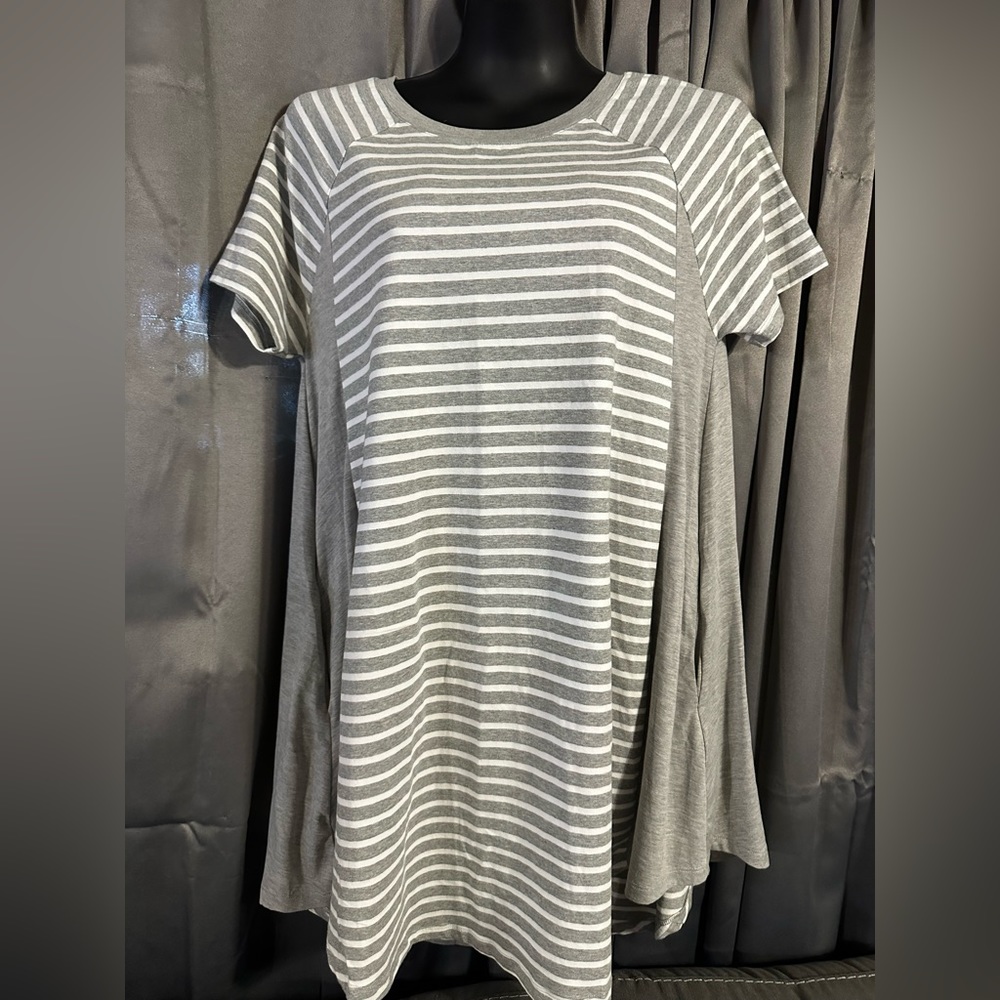 Shift dress with pockets